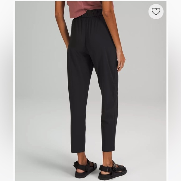 Lululemon Black Stretch High-Rise Pull-On Pant 31" Length 69% nylon 31% lycra 4 - Picture 4 of 15